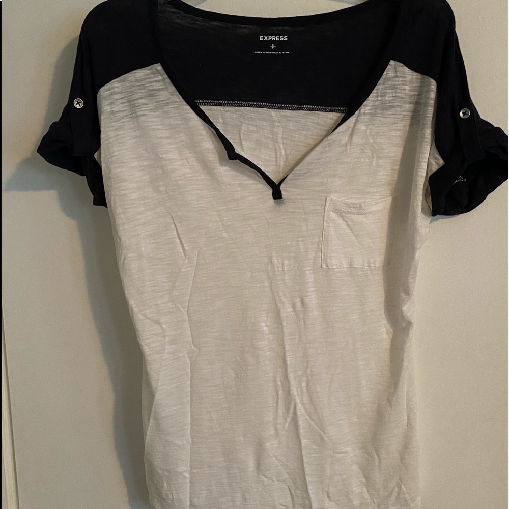 Express woman’s baseball tee shirt top small